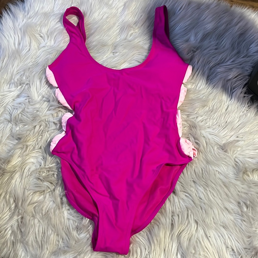 Cyn & Luca Pink One Piece Swimsuit w/ Bow Detail